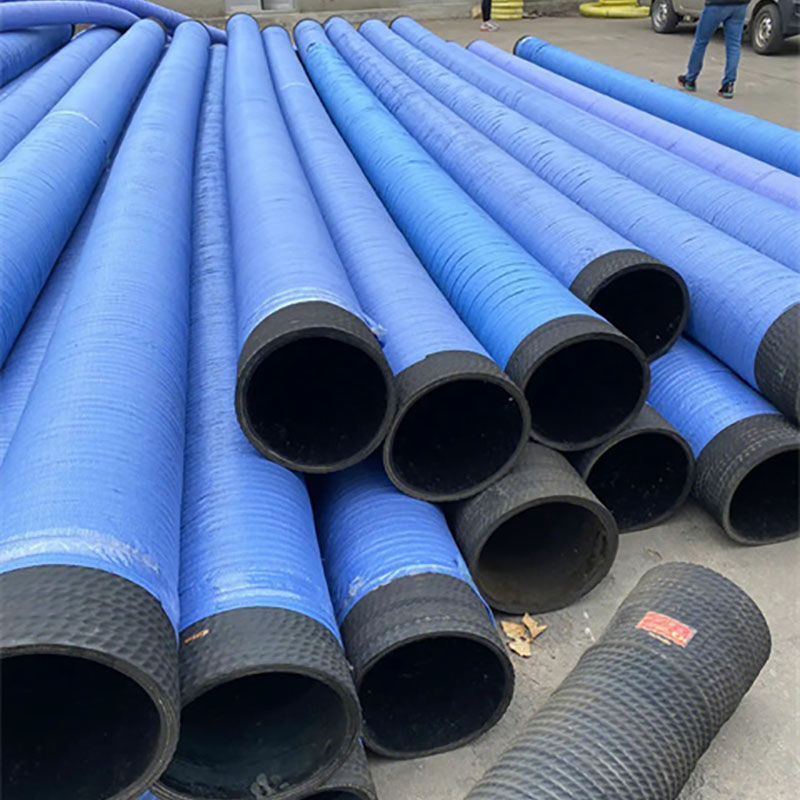 What are the characteristics and use of large -diameter rubber pipes